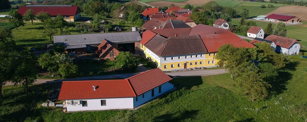 erLeben KG – Biohof Thomabauer in Prambachkirchen 